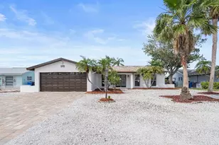 1024 Spindle Palm Way, Apollo Beach, FL 33572 - Photo 1