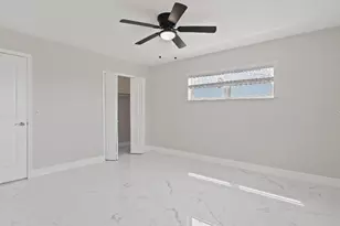 1024 Spindle Palm Way, Apollo Beach, FL 33572 - Photo 12