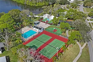 581 Longwood Ct, Oldsmar, FL 34677 - Photo 44