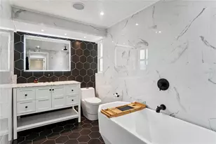 581 Longwood Ct, Oldsmar, FL 34677 - Photo 20