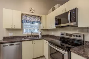 4249 Boston Cir, New Port Richey, FL 34653 - Photo 6