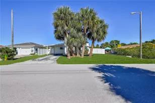 3387 Minnow Creek Dr, Hernando Beach, FL 34607 - Photo 6