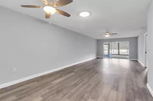 8221 Sulky Ct, Port Richey, FL 34668 - Photo 2