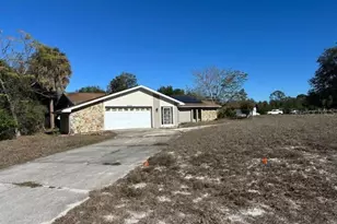 8209 Chaucer Dr, Weeki Wachee, FL 34607 - Photo 2