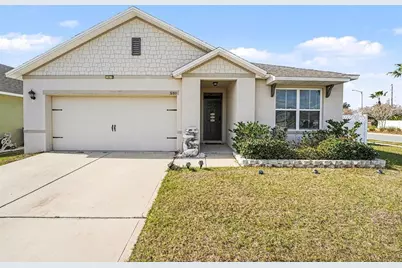 3180 Country Club Circle, Winter Haven, FL 33881 - Photo 1