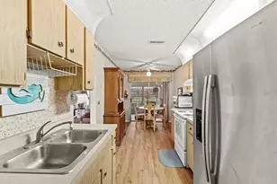 7415 Heather Walk Dr, Weeki Wachee, FL 34613 - Photo 14