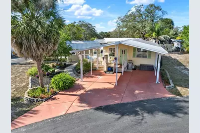 9501 Black Bear Drive, Weeki Wachee, FL 34613 - Photo 16