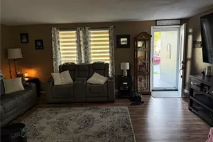 10335 Loquat Dr, Port Richey, FL 34668 - Photo 14