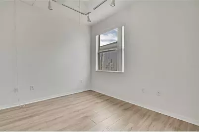 8049 Sanguinelli Road, Land O Lakes, FL 34637 - Photo 32