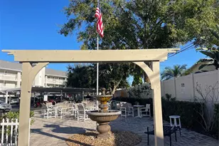 21107 Fountain View Ln, Lutz, FL 33558 - Photo 14