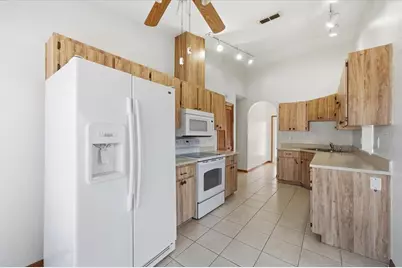 6202 Covewood Drive, Spring Hill, FL 34609 - Photo 16