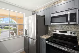 4127 Stratford Dr, New Port Richey, FL 34652 - Photo 8