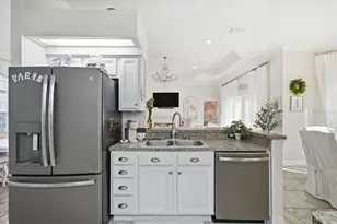 6320 Kingway Ln, Spring Hill, FL 34608 - Photo 10