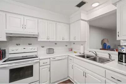 19029 US Highway 19 N #13A, Clearwater, FL 33764 - Photo 4