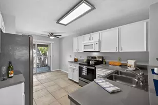 7910 Hardwick Dr, New Port Richey, FL 34653 - Photo 14