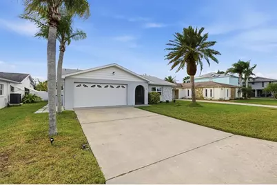 7034 Southwind Drive, Hudson, FL 34667 - Photo 6