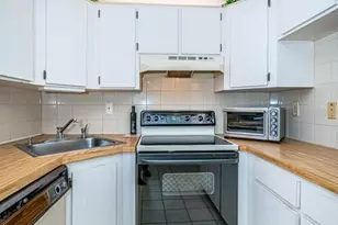 2522 Pine Ridge Way S, Palm Harbor, FL 34684 - Photo 10