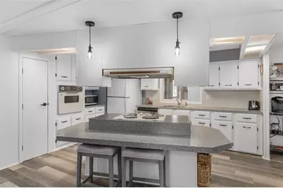 9256 Salisbury Drive, Brooksville, FL 34613 - Photo 10