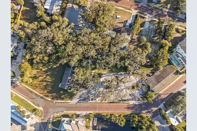 404 Canal Street, Tarpon Springs, FL 34689 - Photo 6