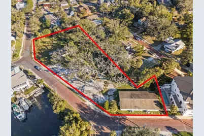 404 Canal Street, Tarpon Springs, FL 34689 - Photo 2