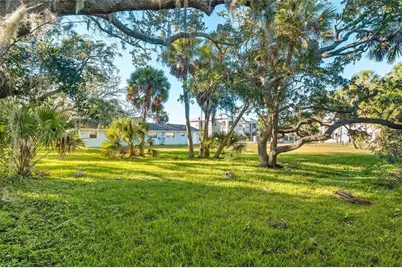 404 Canal Street, Tarpon Springs, FL 34689 - Photo 10