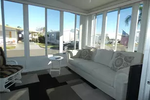 2029 Wailua Dr, Holiday, FL 34691 - Photo 20