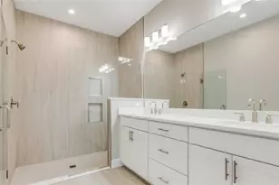 1292 Jackson Hole Ct, Deland, FL 32724 - Photo 16