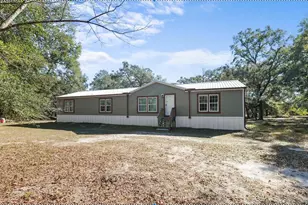 18625 Deason Dr, Spring Hill, FL 34610 - Photo 1