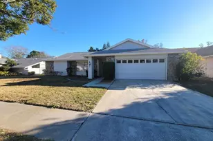 8542 Braxton Dr, Hudson, FL 34667 - Photo 2