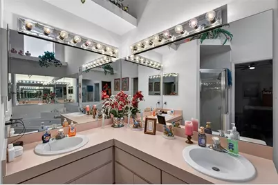 9288 New Orleans Drive, Weeki Wachee, FL 34613 - Photo 28