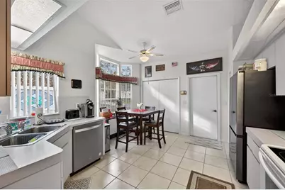 9288 New Orleans Drive, Weeki Wachee, FL 34613 - Photo 20