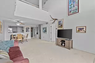 5537 Sea Forest Dr, New Port Richey, FL 34652 - Photo 10