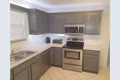 1033 Oak Forest Drive, The Villages, FL 32162 - Photo 18