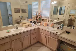 1033 Oak Forest Dr, The Villages, FL 32162 - Photo 22