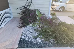 1033 Oak Forest Dr, The Villages, FL 32162 - Photo 6