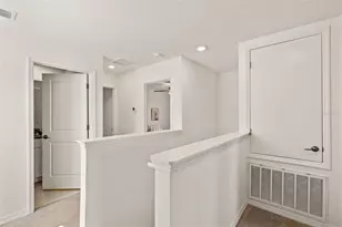 6744 Back Forty Loop, Zephyrhills, FL 33541 - Photo 28