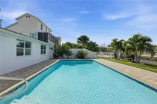 9837 Island Harbor Dr, Port Richey, FL 34668 - Photo 36