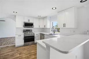 9837 Island Harbor Dr, Port Richey, FL 34668 - Photo 12