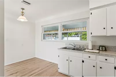 5599 49th Avenue N, Kenneth City, FL 33709 - Photo 20