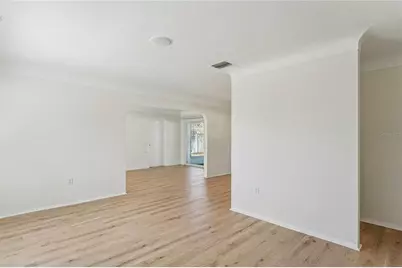 5599 49th Avenue N, Kenneth City, FL 33709 - Photo 12