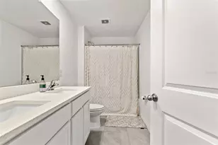 37445 Sharks Eye Ln, Zephyrhills, FL 33541 - Photo 32