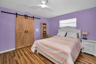 11610 Bee Hive Ln, Port Richey, FL 34668 - Photo 10