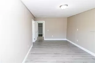 7122 Astor Dr, New Port Richey, FL 34652 - Photo 8