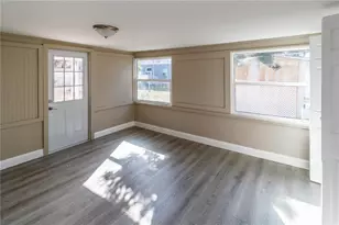 7122 Astor Dr, New Port Richey, FL 34652 - Photo 18