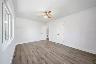 204 22nd St W, Bradenton, FL 34205 - Photo 16