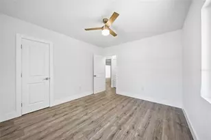 204 22nd St W, Bradenton, FL 34205 - Photo 14