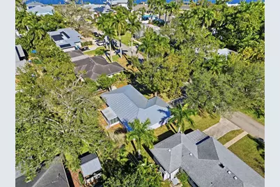 204 22nd Street W, Bradenton, FL 34205 - Photo 30