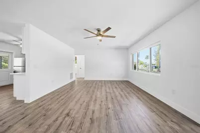 204 22nd Street W, Bradenton, FL 34205 - Photo 10