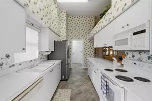 7354 Woodhollow Rd, Spring Hill, FL 34606 - Photo 16