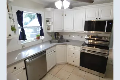 1751 El Trinidad Drive E, Clearwater, FL 33759 - Photo 18